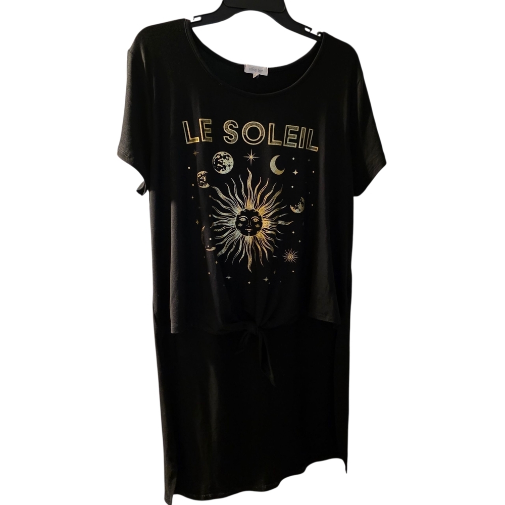 Black Graphic Drop Tail T-Shirt with Sun and Moon Design